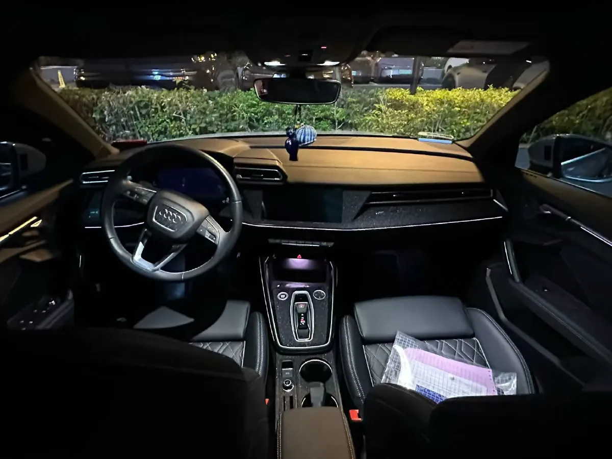 2025 Audi A3 1.5T 160HP L4 7DCT,autocango,china used car exporter,china ev exporter,chinese used car exporter,chinese used ev exporter