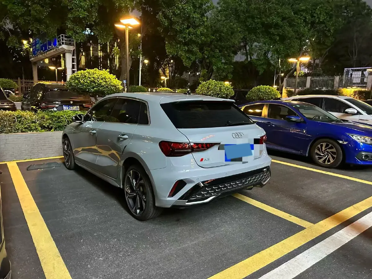 2025 Audi A3 1.5T 160HP L4 7DCT,autocango,china used car exporter,china ev exporter,chinese used car exporter,chinese used ev exporter