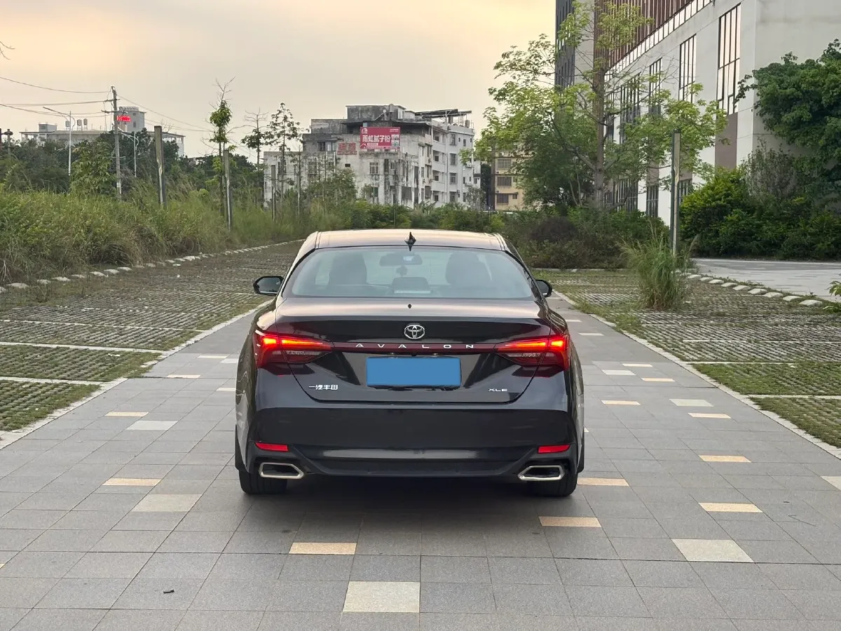 2022 Toyota Avalon 2.0L 178HP L4 CVT,autocango,china used car exporter,china ev exporter,chinese used car exporter,chinese used ev exporter
