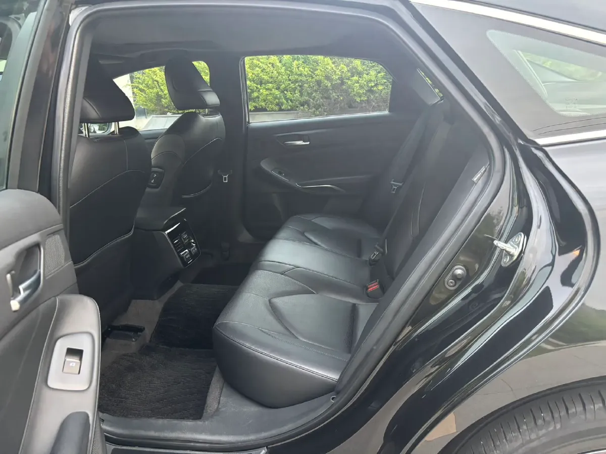 2022 Toyota Avalon 2.0L 178HP L4 CVT,autocango,china used car exporter,china ev exporter,chinese used car exporter,chinese used ev exporter