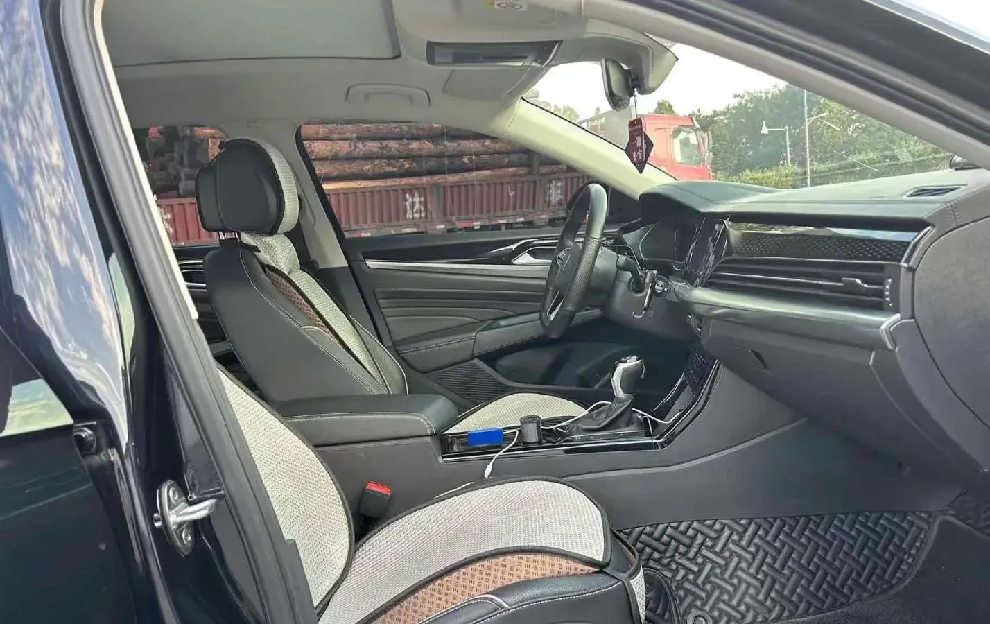 2022 Tesla Model 3 BEV 60KWH,autocango,china used car exporter,china ev exporter,chinese used car exporter,chinese used ev exporter