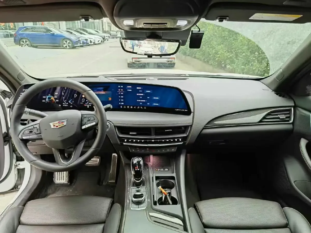 2024 Cadillac CT5 2.0T 237HP L4 10AT,autocango,china used car exporter,china ev exporter,chinese used car exporter,chinese used ev exporter