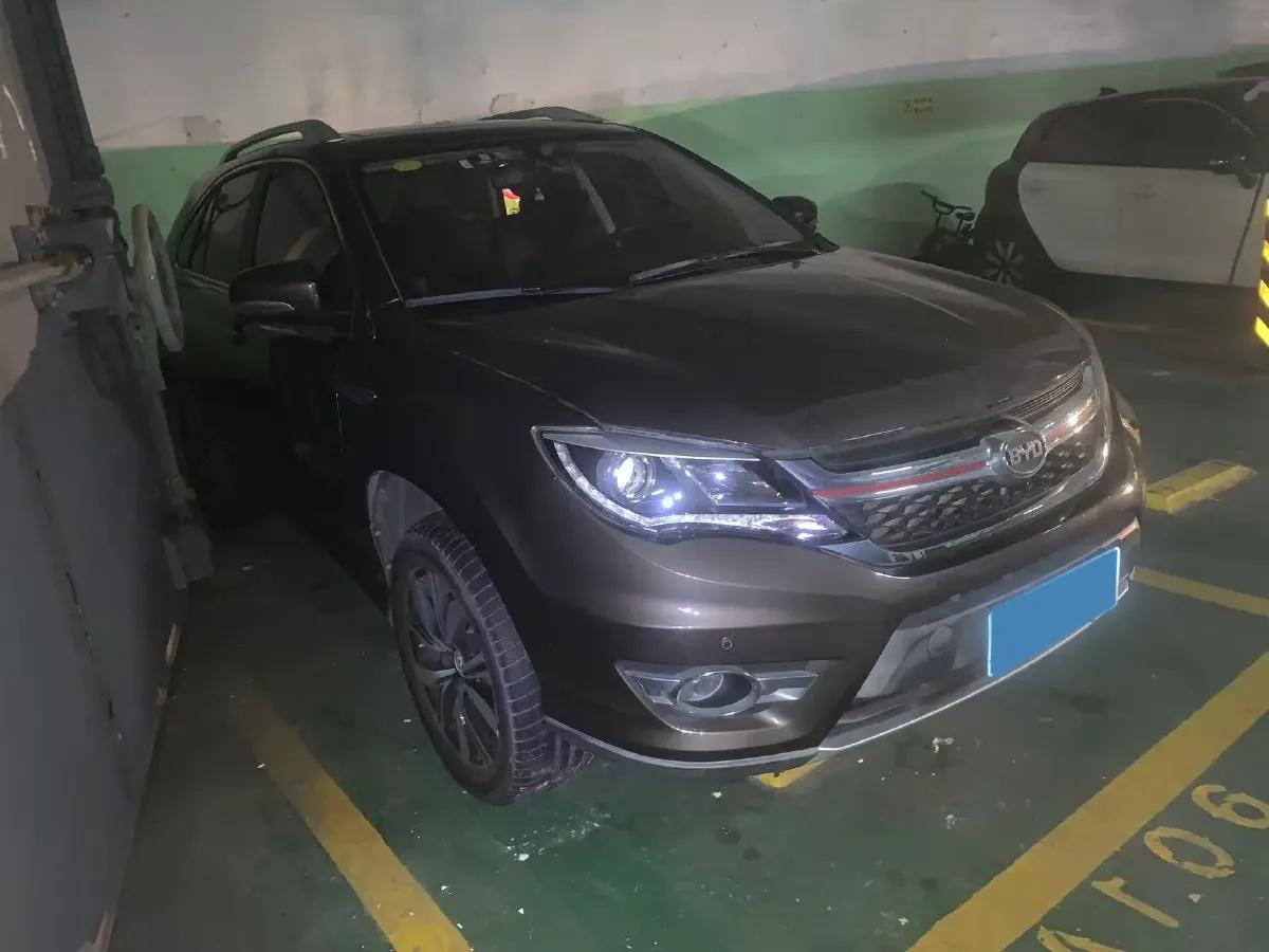 2017 BYD S7 2.0T 205HP L4 6DCT,autocango,china used car exporter,china ev exporter,chinese used car exporter,chinese used ev exporter