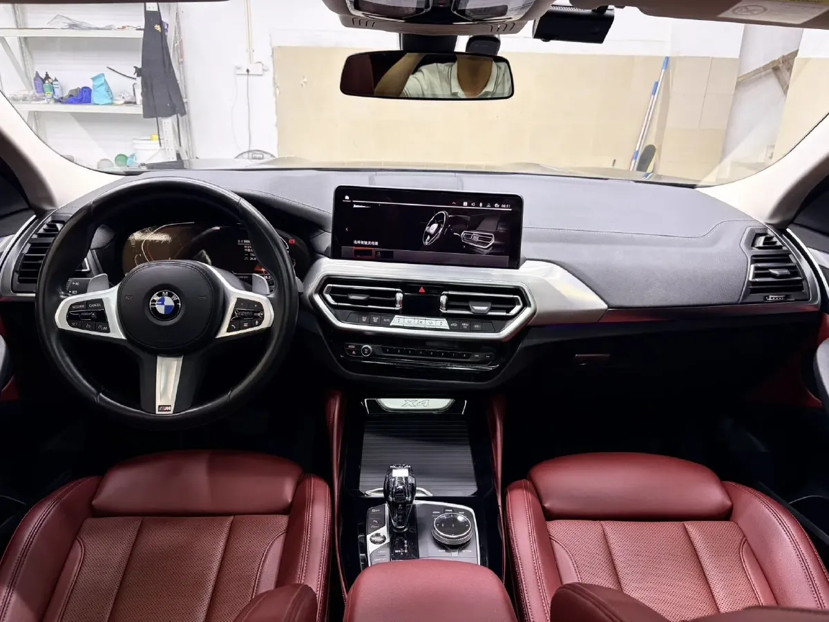 2022 BMW X4 2.0T 245HP L4 8AT,autocango,china used car exporter,china ev exporter,chinese used car exporter,chinese used ev exporter