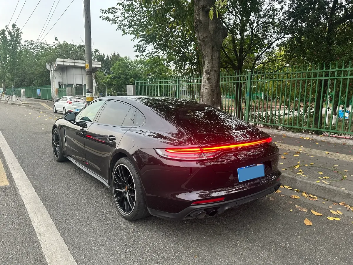 2021 Porsche Panamera 2.9T 330HP V6 8DCT,autocango,china used car exporter,china ev exporter,chinese used car exporter,chinese used ev exporter