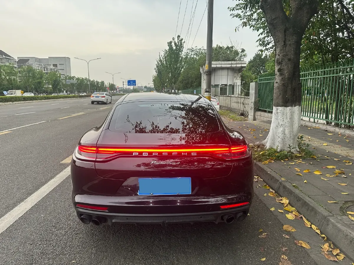 2021 Porsche Panamera 2.9T 330HP V6 8DCT,autocango,china used car exporter,china ev exporter,chinese used car exporter,chinese used ev exporter