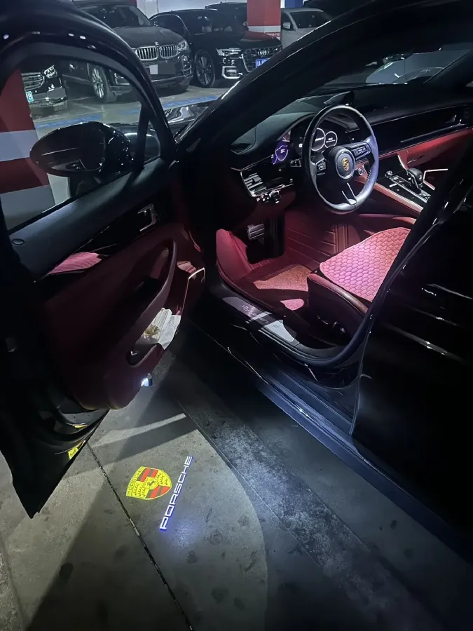 2021 Porsche Panamera 2.9T 330HP V6 8DCT,autocango,china used car exporter,china ev exporter,chinese used car exporter,chinese used ev exporter