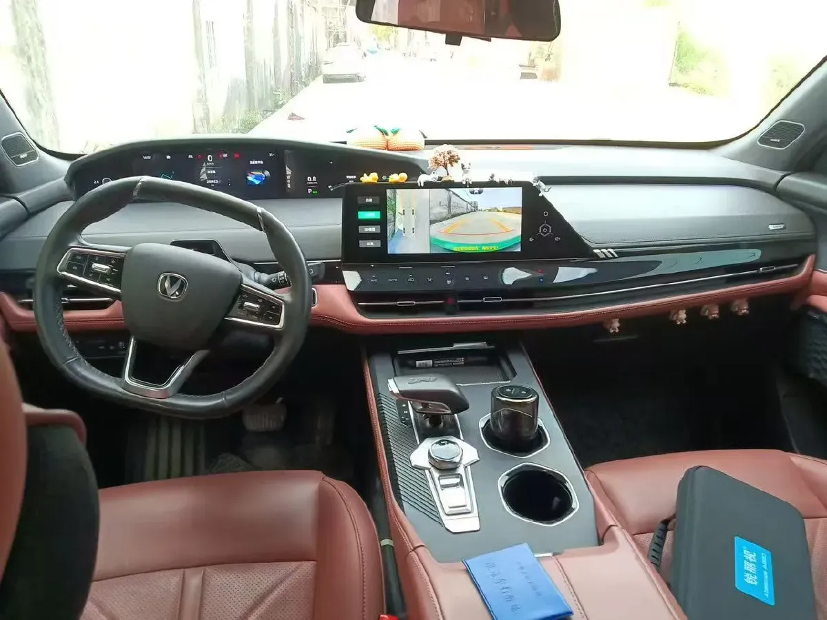 2023 ChangAn UNI-K 2.0T 233HP L4 8AT,autocango,china used car exporter,china ev exporter,chinese used car exporter,chinese used ev exporter