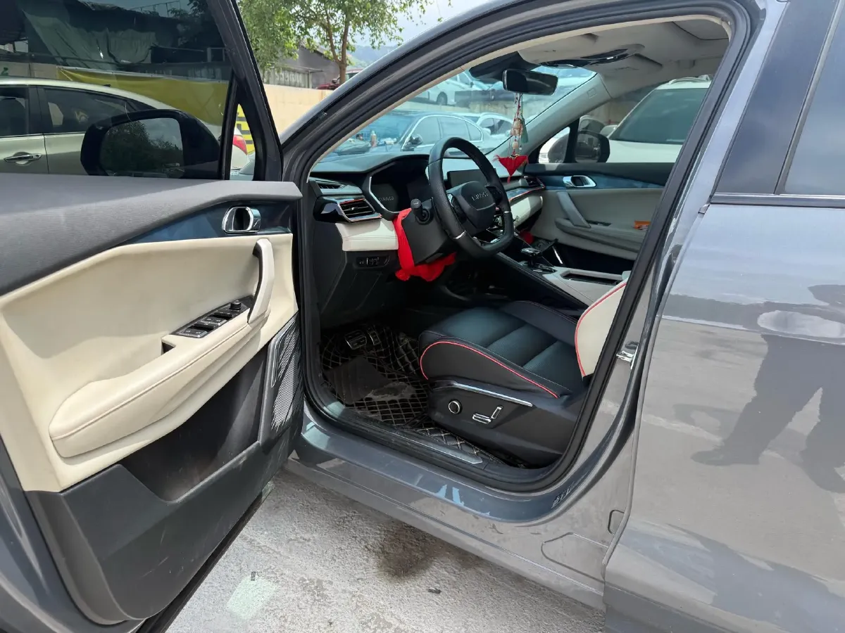 2020 LYNK&CO 06 1.5T 177HP L3 7DCT,autocango,china used car exporter,china ev exporter,chinese used car exporter,chinese used ev exporter