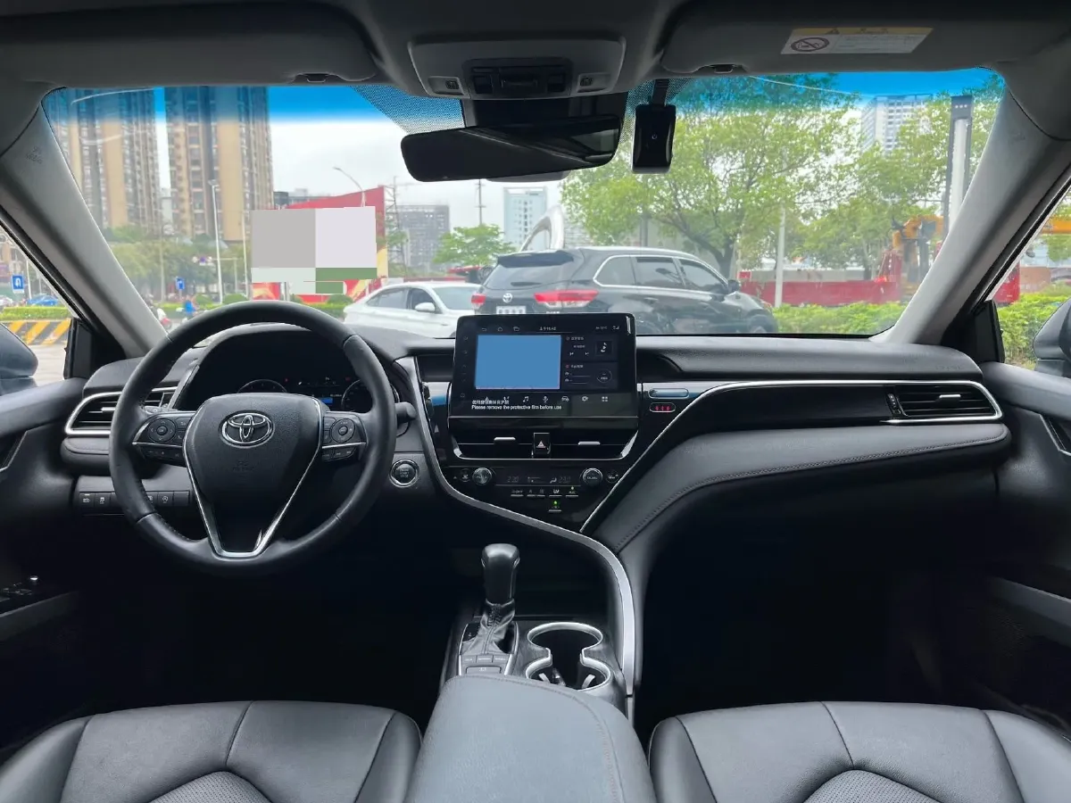 2023 Toyota Camry 2.5L 207HP L4 8AT,autocango,china used car exporter,china ev exporter,chinese used car exporter,chinese used ev exporter