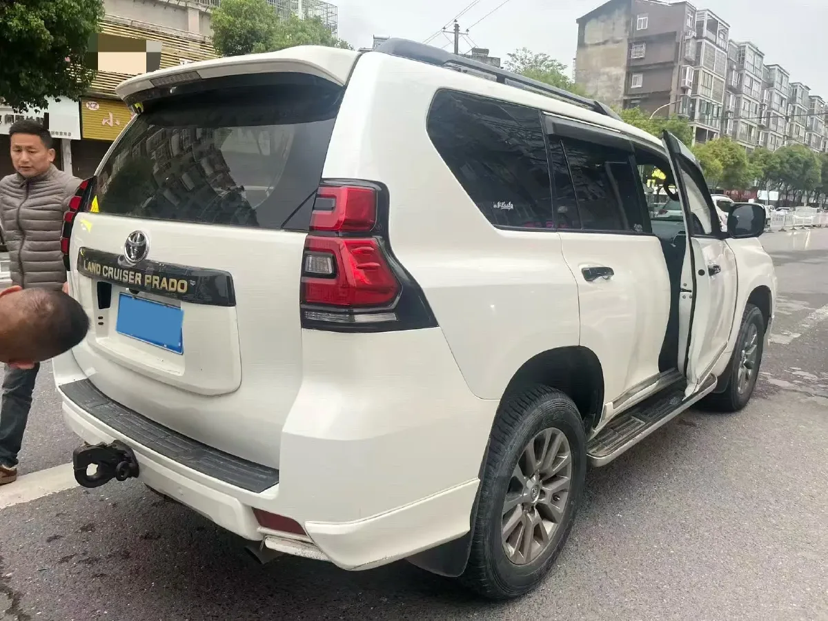 2019 Toyota Land Cruiser Prado 3.5L 280HP V6 6AT,autocango,china used car exporter,china ev exporter,chinese used car exporter,chinese used ev exporter