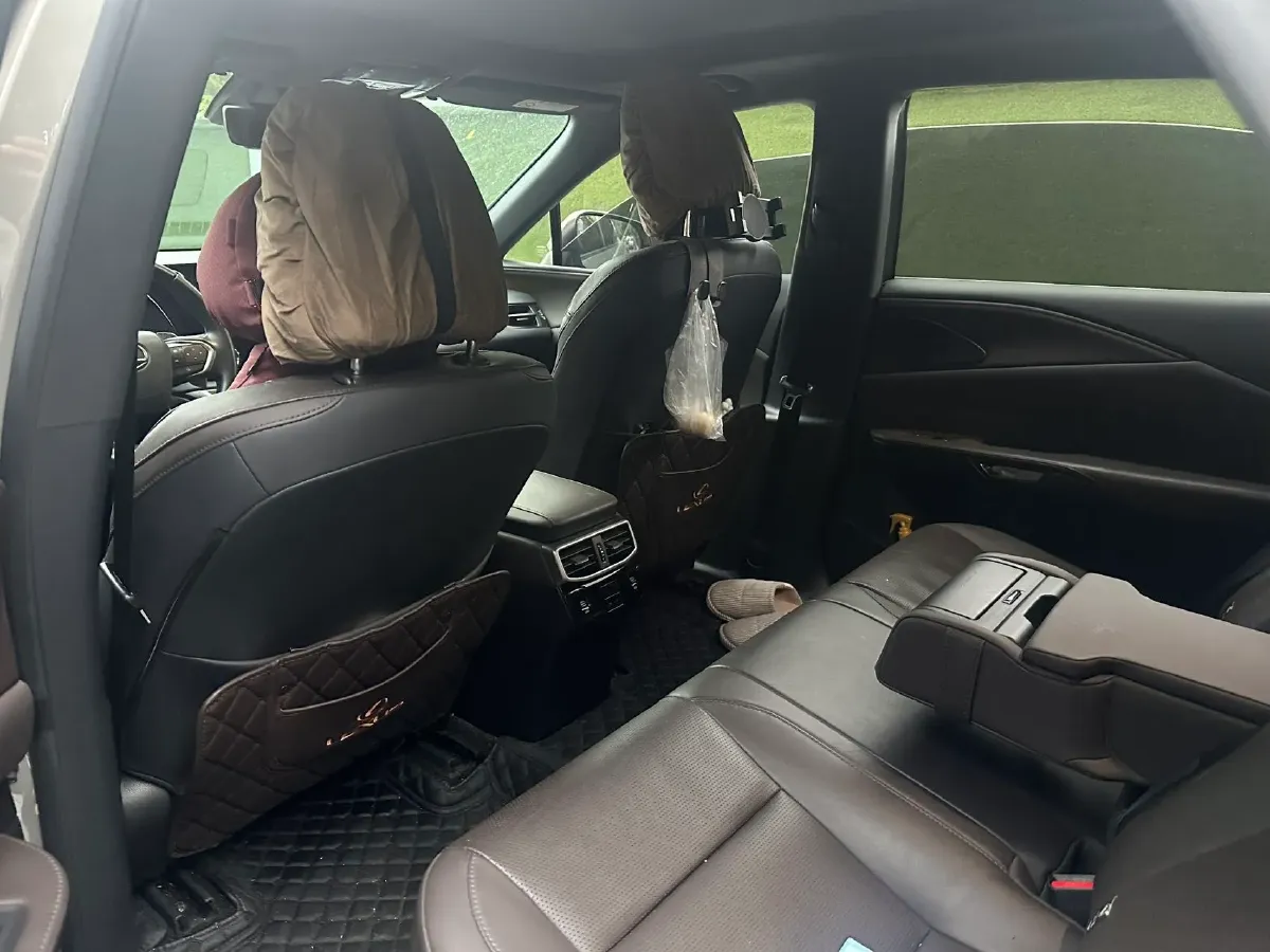 2023 Lexus RX 2.5L 185HP L4 E-CVT PHEV 18.1KWH,autocango,china used car exporter,china ev exporter,chinese used car exporter,chinese used ev exporter