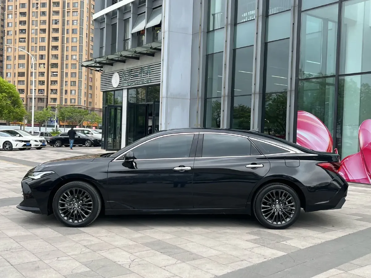 2023 Toyota Avalon 2.0L 177HP L4 CVT,autocango,china used car exporter,china ev exporter,chinese used car exporter,chinese used ev exporter