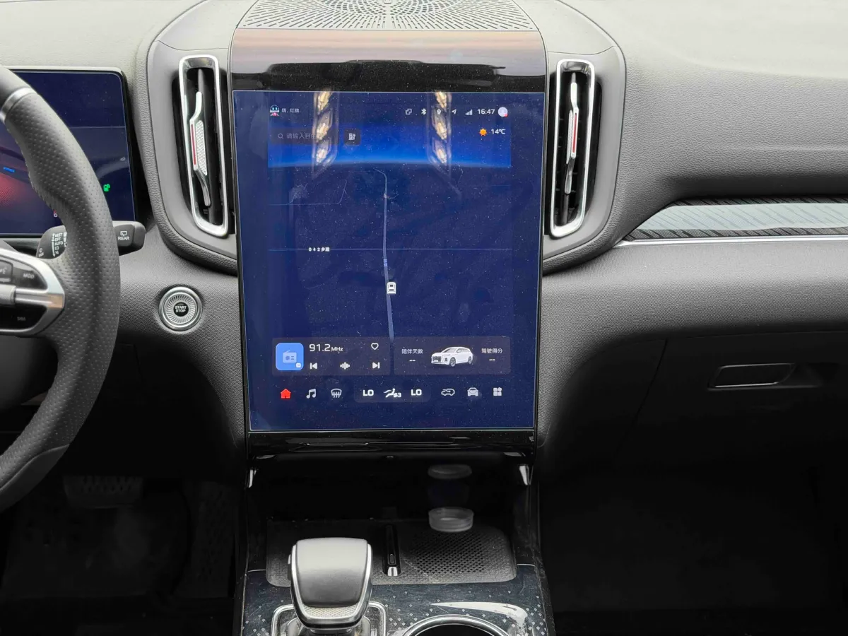 2024 HongQi HS3 1.5T 169HP L4 1DHT PHEV 18.4KWH,autocango,china used car exporter,china ev exporter,chinese used car exporter,chinese used ev exporter