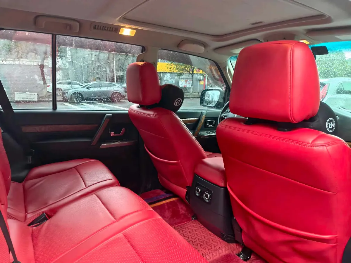 2019 Mitsubishi Pajero 3.0L 174HP V6 5AT,autocango,china used car exporter,china ev exporter,chinese used car exporter,chinese used ev exporter