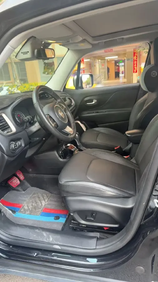 2017 Jeep Renegade 2.0L 155HP L4 9AT,autocango,china used car exporter,china ev exporter,chinese used car exporter,chinese used ev exporter