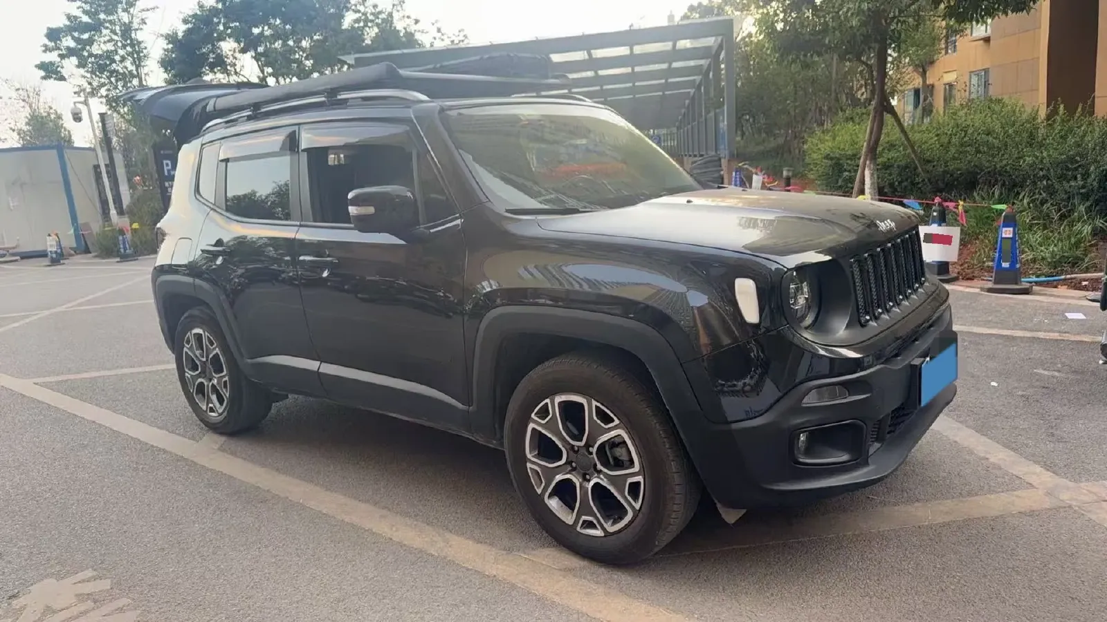 2017 Jeep Renegade 2.0L 155HP L4 9AT,autocango,china used car exporter,china ev exporter,chinese used car exporter,chinese used ev exporter