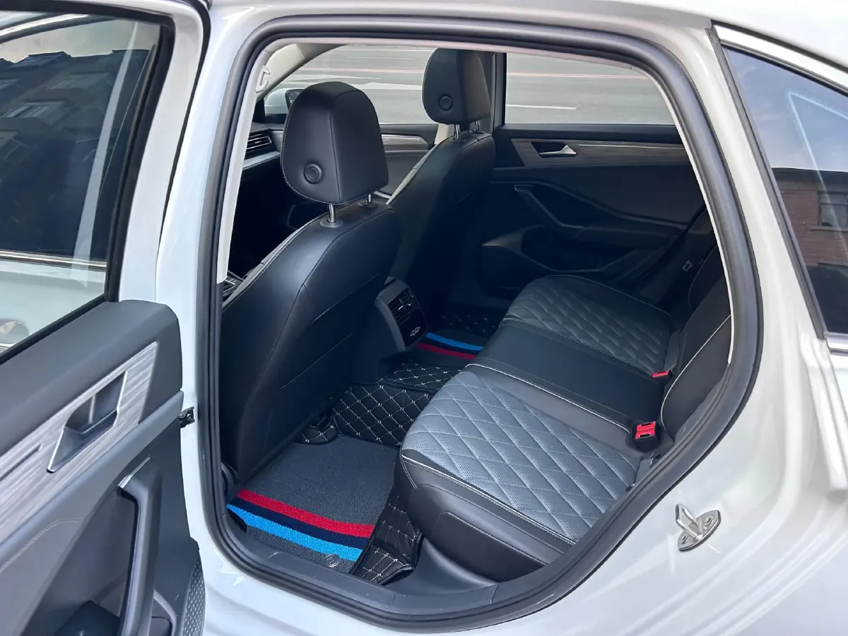 2023 Volkswagen Sagitar 1.5T 160HP L4 7DCT,autocango,china used car exporter,china ev exporter,chinese used car exporter,chinese used ev exporter