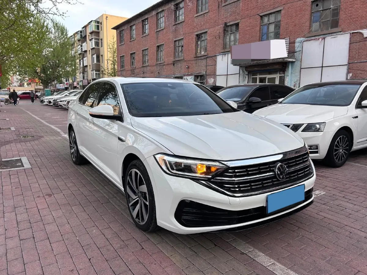 2023 Volkswagen Sagitar 1.5T 160HP L4 7DCT,autocango,china used car exporter,china ev exporter,chinese used car exporter,chinese used ev exporter