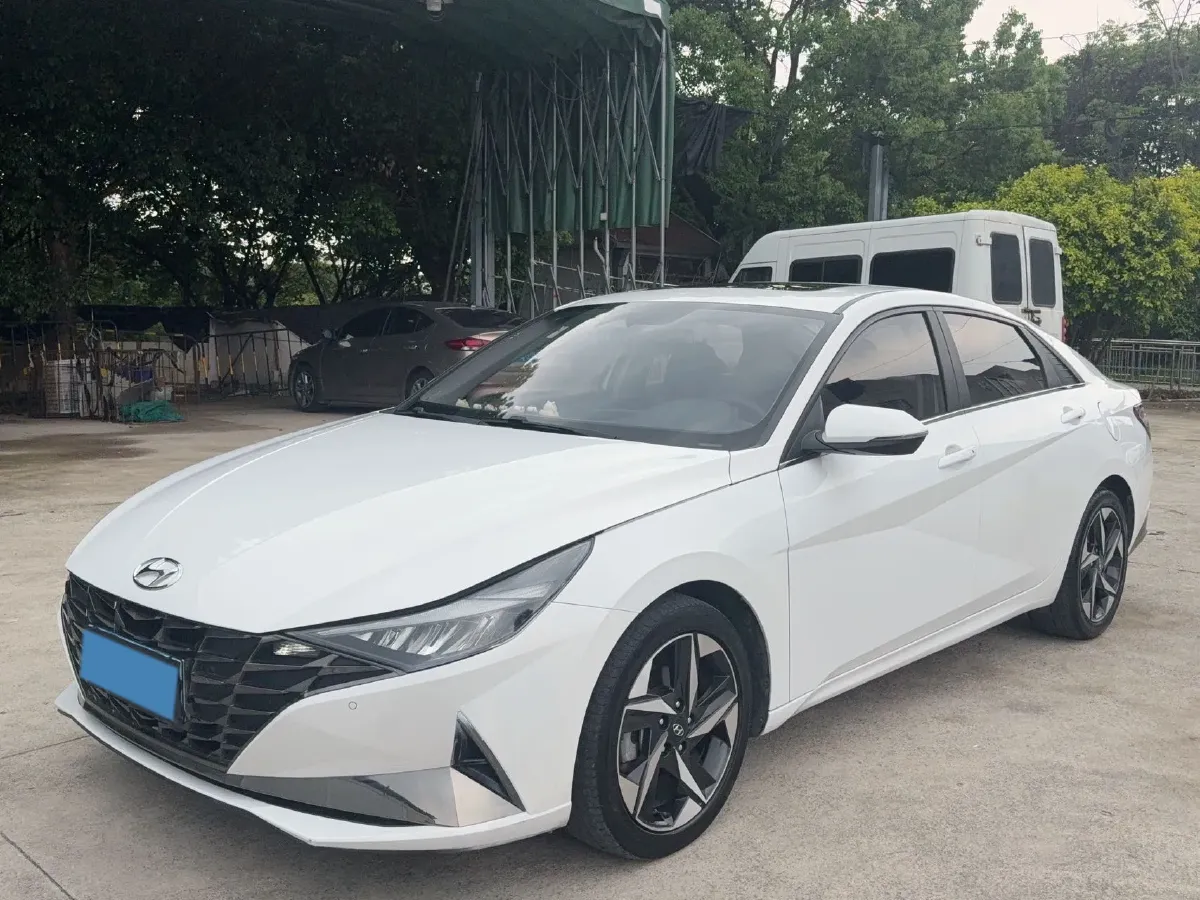2021 Hyundai Elantra 1.5L 115HP L4 CVT,autocango,china used car exporter,china ev exporter,chinese used car exporter,chinese used ev exporter