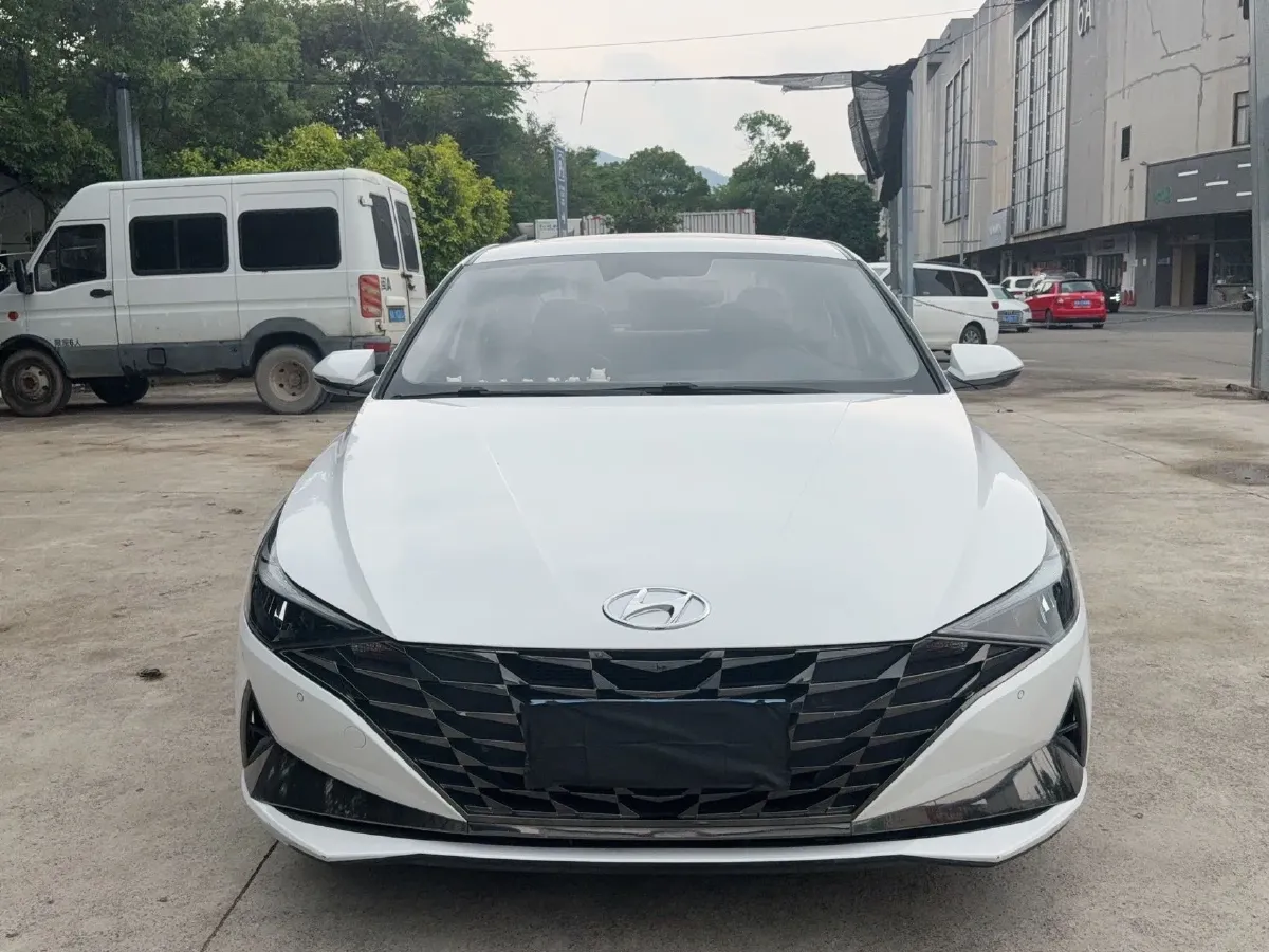 2021 Hyundai Elantra 1.5L 115HP L4 CVT,autocango,china used car exporter,china ev exporter,chinese used car exporter,chinese used ev exporter