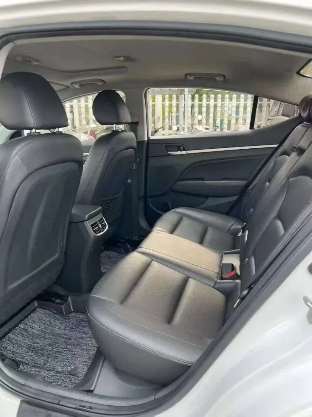 2016 Hyundai Elantra 1.6L 130HP L4 6AT,autocango,china used car exporter,china ev exporter,chinese used car exporter,chinese used ev exporter