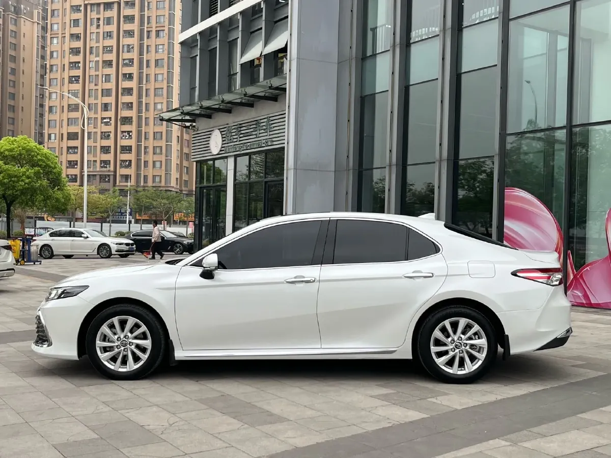 2023 Toyota Camry 2.0L 177HP L4 CVT,autocango,china used car exporter,china ev exporter,chinese used car exporter,chinese used ev exporter
