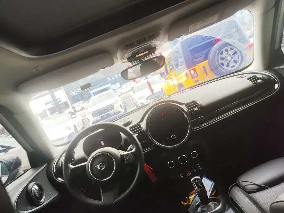 2022 MINI CLUBMAN 1.5T 136HP L3 7DCT,autocango,china used car exporter,china ev exporter,chinese used car exporter,chinese used ev exporter