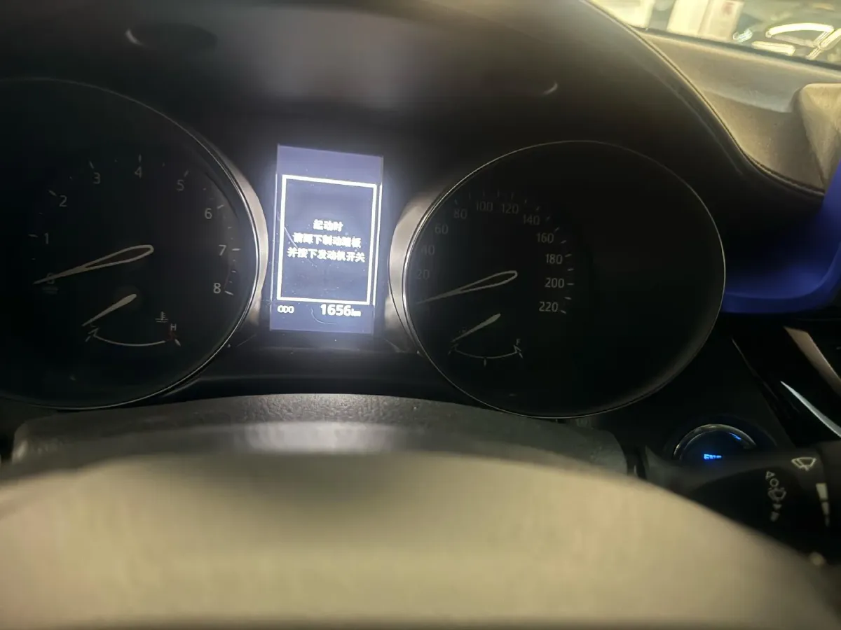 2020 Toyota C-HR 2.0L 171HP L4 CVT,autocango,china used car exporter,china ev exporter,chinese used car exporter,chinese used ev exporter