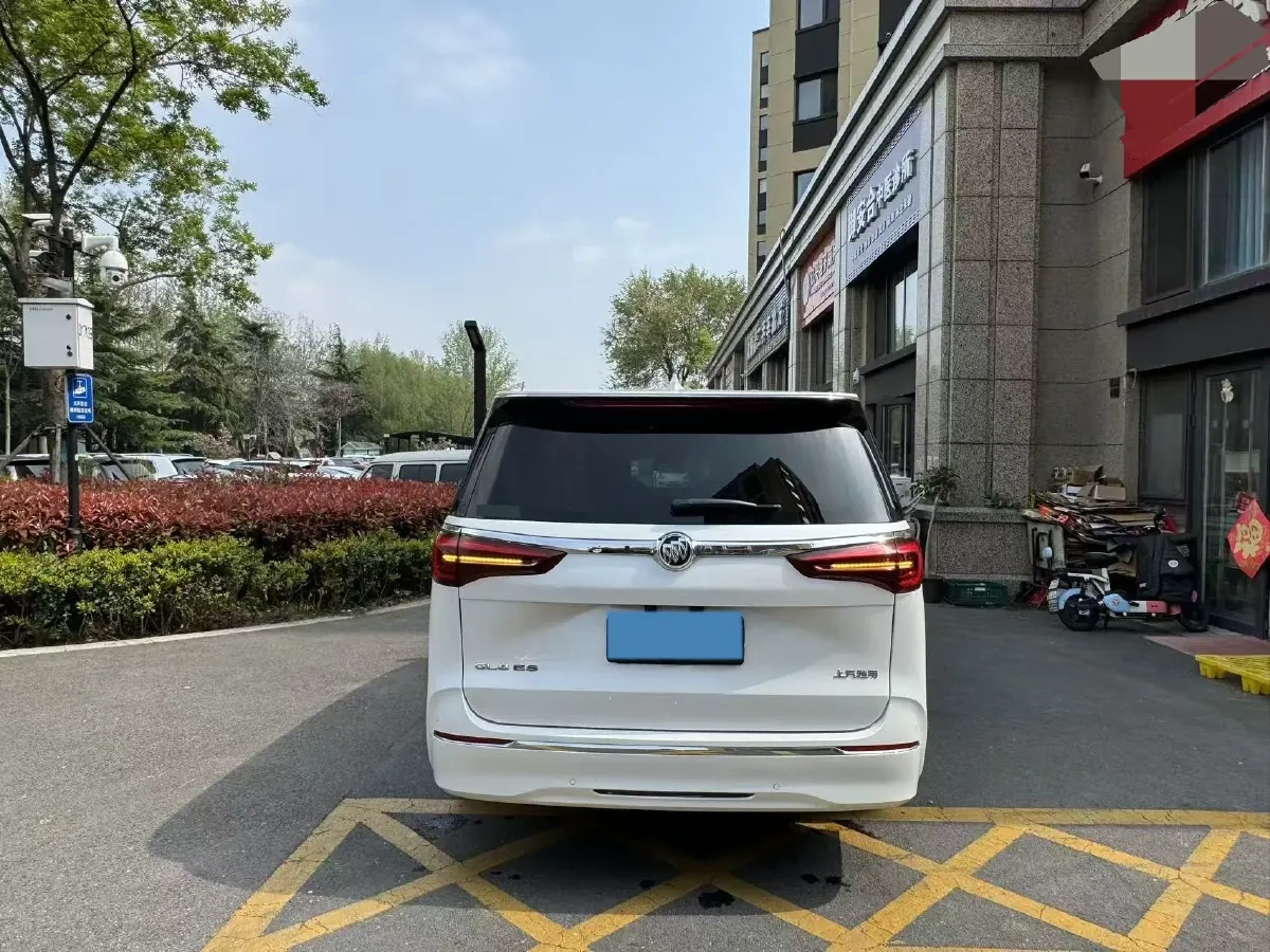 2021 Buick GL8 2.0T 237HP L4 9AT,autocango,china used car exporter,china ev exporter,chinese used car exporter,chinese used ev exporter