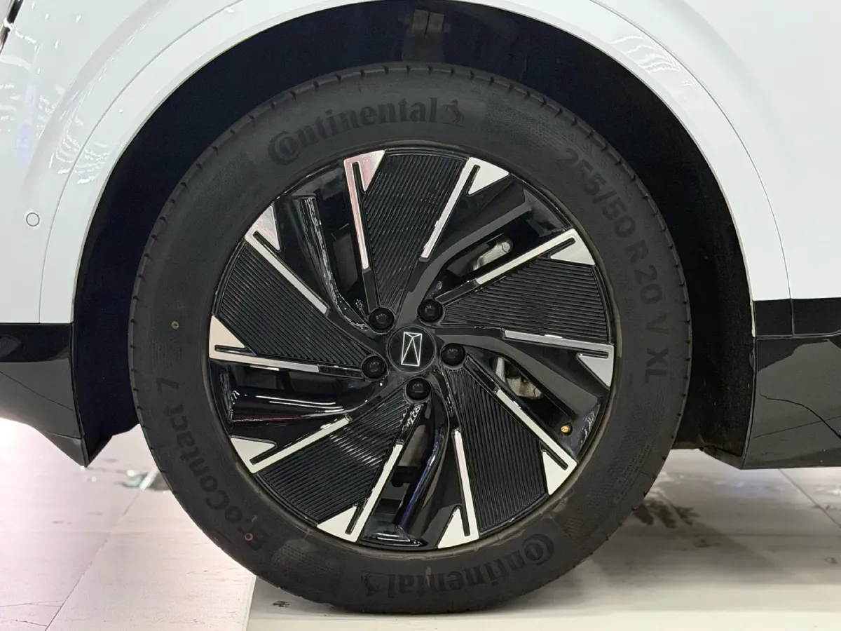 2024 Avatr 07 BEV 82.16KWH,autocango,china used car exporter,china ev exporter,chinese used car exporter,chinese used ev exporter