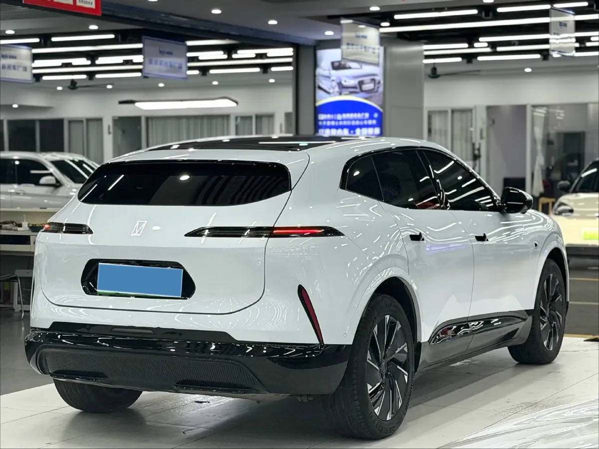 2024 Avatr 07 BEV 82.16KWH,autocango,china used car exporter,china ev exporter,chinese used car exporter,chinese used ev exporter