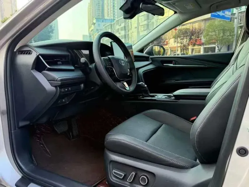 2026 Toyota Camry 2.0L 152HP L4 E-CVT Hybrid,autocango,china used car exporter,china ev exporter,chinese used car exporter,chinese used ev exporter