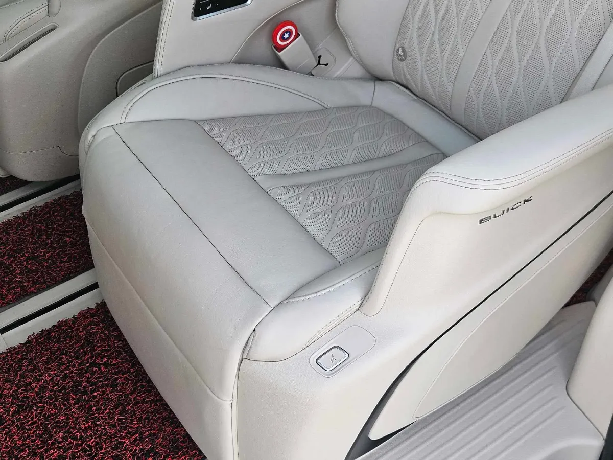 2022 Buick GL8 2.0T 237HP L4 9AT,autocango,china used car exporter,china ev exporter,chinese used car exporter,chinese used ev exporter