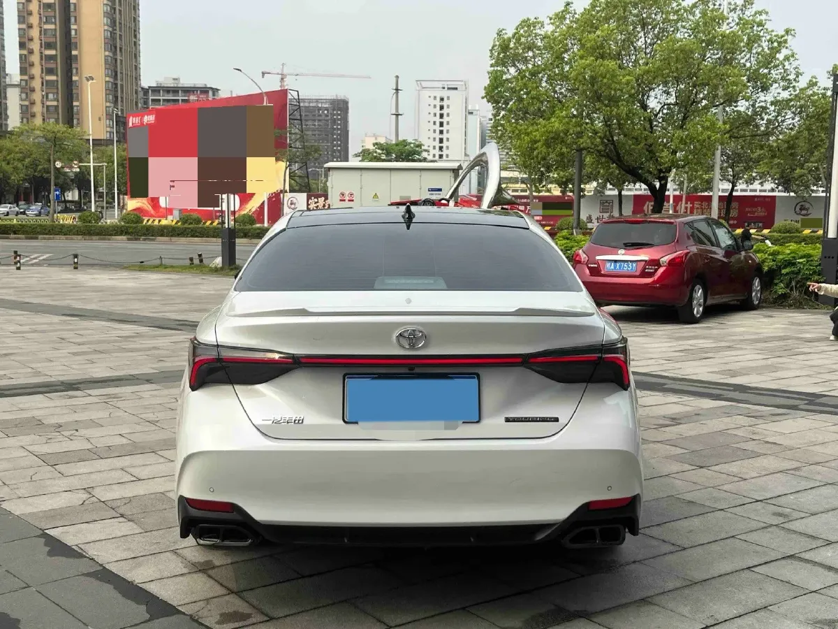 2023 Toyota Avalon 2.5L 207HP L4 8AT,autocango,china used car exporter,china ev exporter,chinese used car exporter,chinese used ev exporter