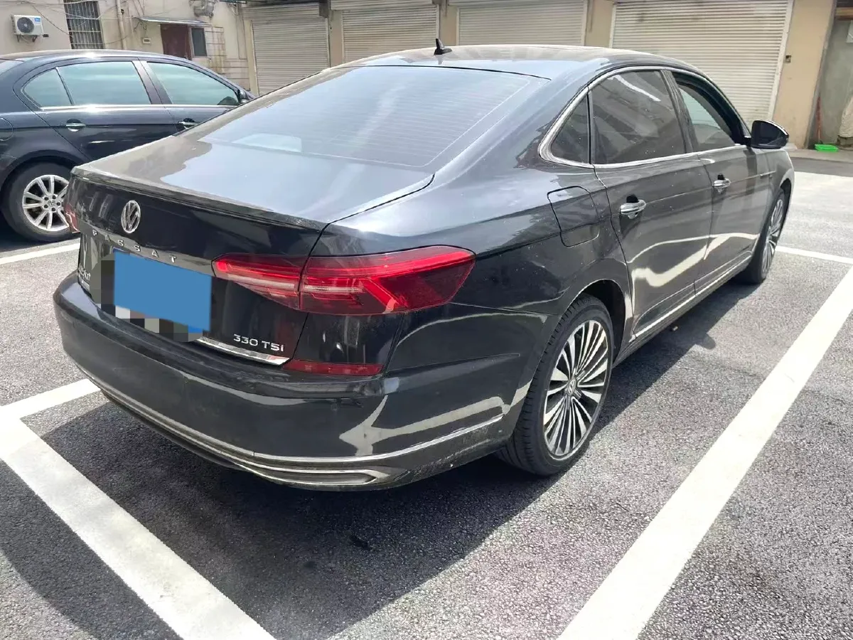 2019 Volkswagen Passat 2.0T 186HP L4 7DCT,autocango,china used car exporter,china ev exporter,chinese used car exporter,chinese used ev exporter