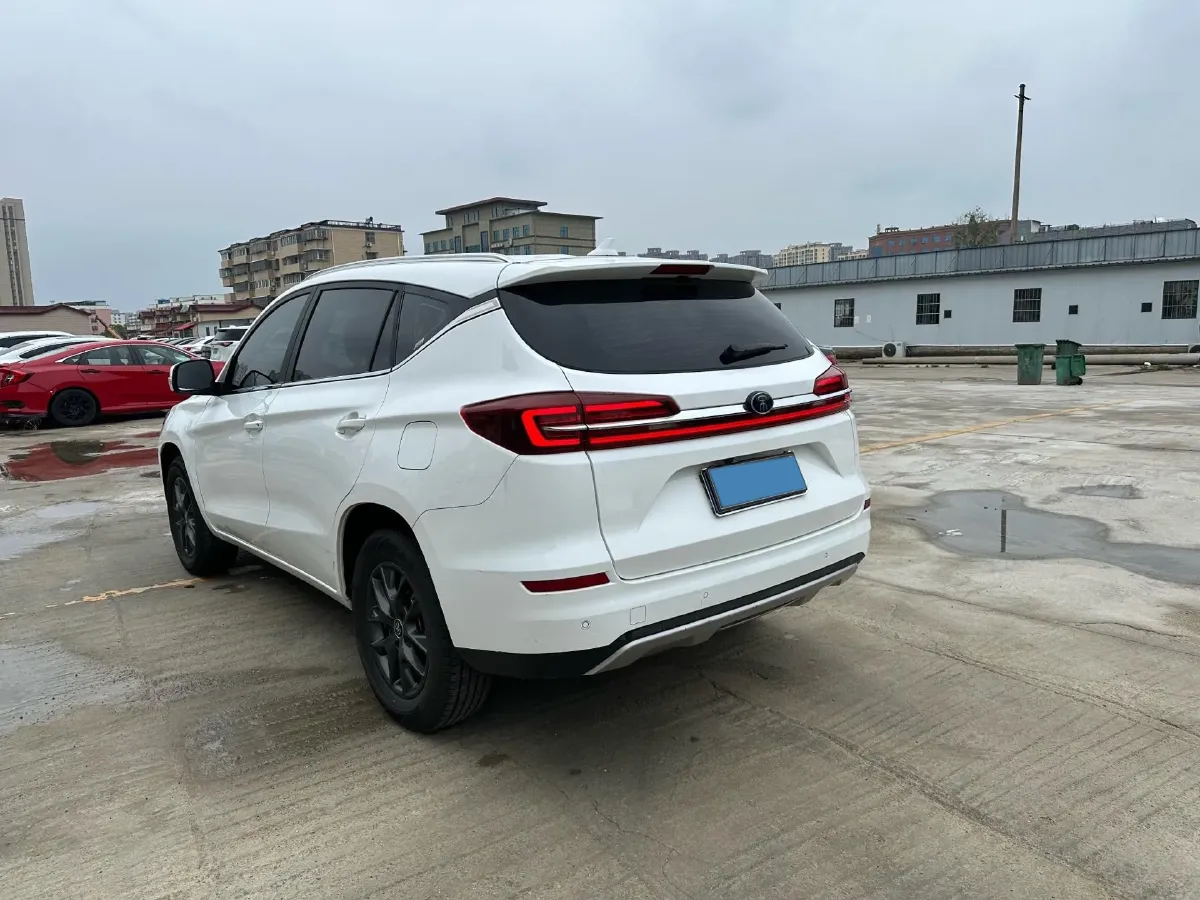 2021 BYD Song 1.5T 160HP L4 6MT,autocango,china used car exporter,china ev exporter,chinese used car exporter,chinese used ev exporter