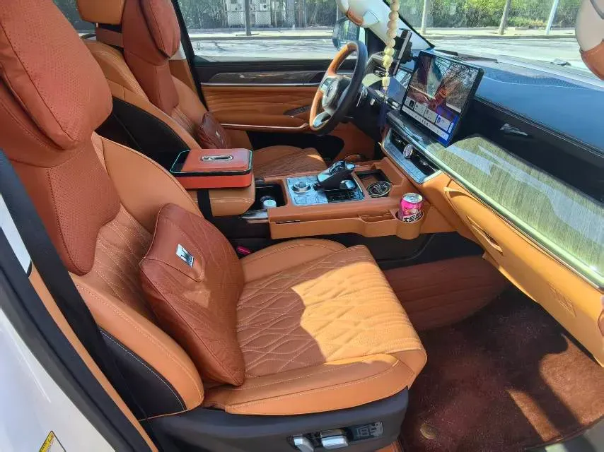 2023 Tank 500 2.0T 252HP L4 9AT PHEV 37.1KWH,autocango,china used car exporter,china ev exporter,chinese used car exporter,chinese used ev exporter