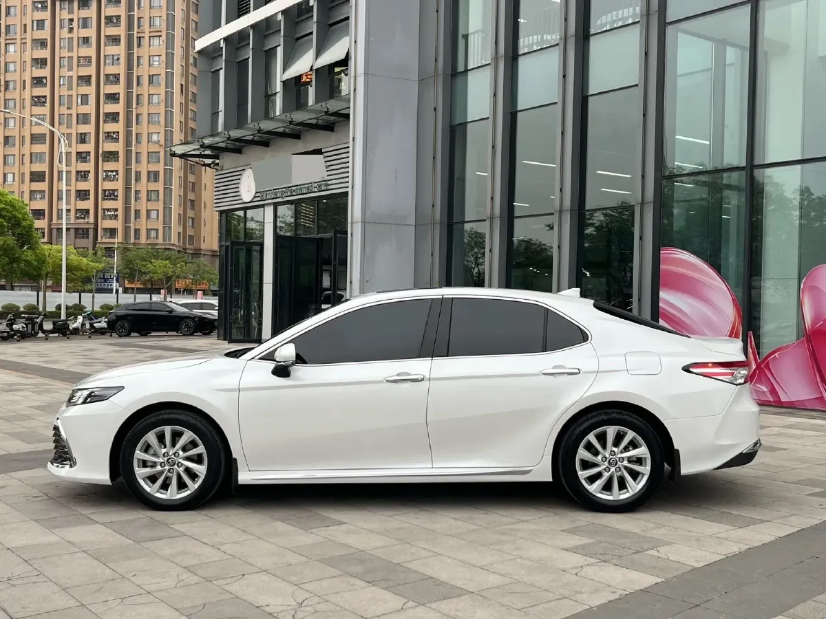 2023 Toyota Camry 2.0L 177HP L4 CVT,autocango,china used car exporter,china ev exporter,chinese used car exporter,chinese used ev exporter