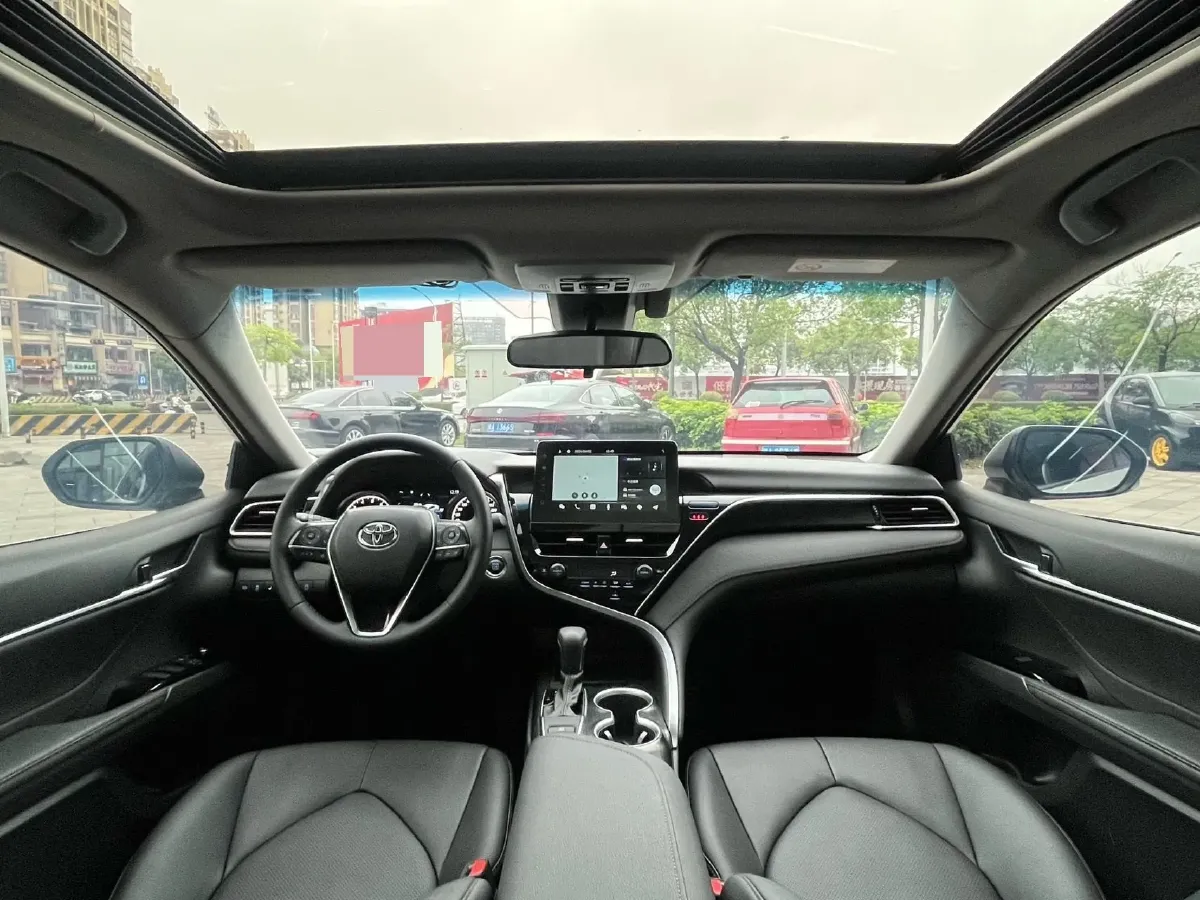 2023 Toyota Camry 2.0L 177HP L4 CVT,autocango,china used car exporter,china ev exporter,chinese used car exporter,chinese used ev exporter