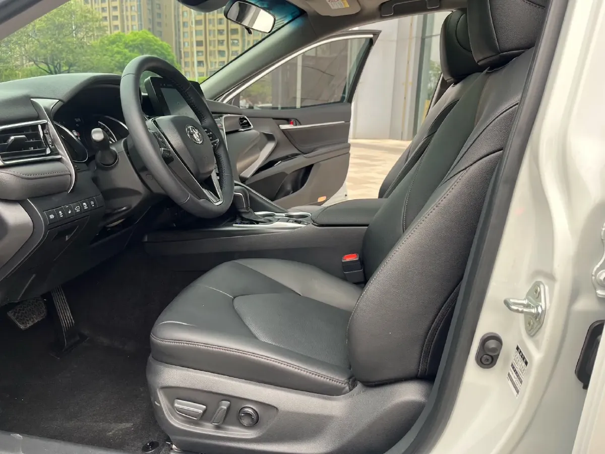 2023 Toyota Camry 2.0L 177HP L4 CVT,autocango,china used car exporter,china ev exporter,chinese used car exporter,chinese used ev exporter