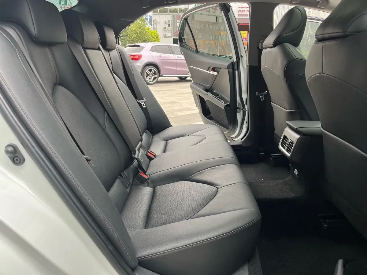 2023 Toyota Camry 2.0L 177HP L4 CVT,autocango,china used car exporter,china ev exporter,chinese used car exporter,chinese used ev exporter