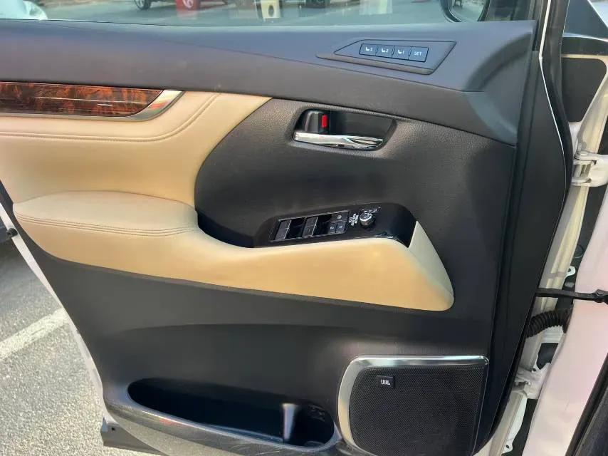 2020 Toyota Alphard 2.5L 117HP L4 E-CVT Hybrid,autocango,china used car exporter,china ev exporter,chinese used car exporter,chinese used ev exporter