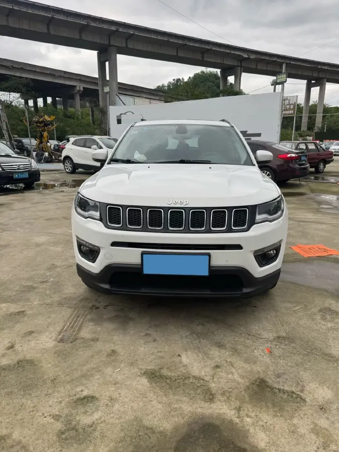 2017 Jeep Compass 1.4T 165HP L4 7DCT,autocango,china used car exporter,china ev exporter,chinese used car exporter,chinese used ev exporter