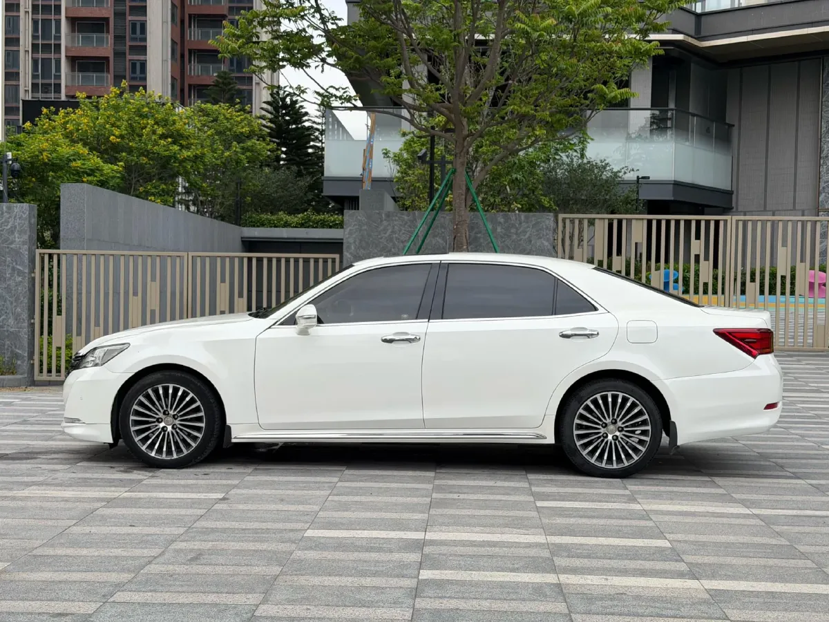 2018 Toyota Highlander 2.0T 220HP L4 6AT,autocango,china used car exporter,china ev exporter,chinese used car exporter,chinese used ev exporter