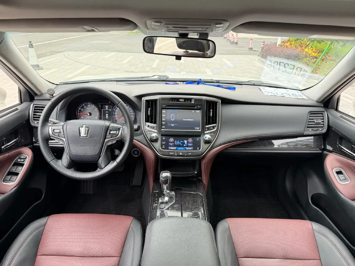 2018 Toyota Highlander 2.0T 220HP L4 6AT,autocango,china used car exporter,china ev exporter,chinese used car exporter,chinese used ev exporter