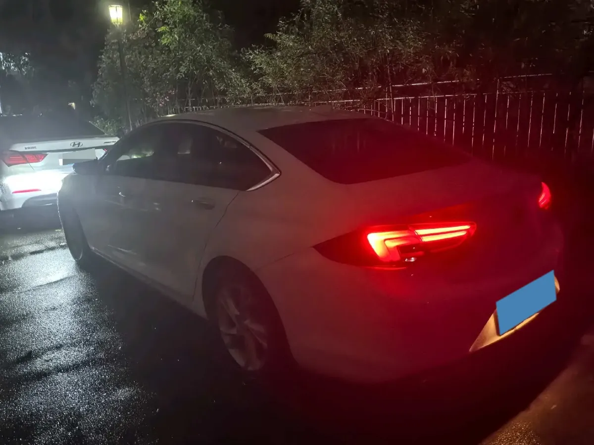 2020 Buick Regal 1.5T 169HP L4 9AT,autocango,china used car exporter,china ev exporter,chinese used car exporter,chinese used ev exporter