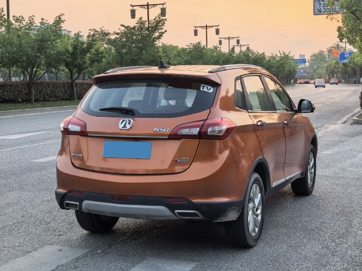 2016 BAIC WeiWang S50 1.5T 150HP L4 6MT,autocango,china used car exporter,china ev exporter,chinese used car exporter,chinese used ev exporter