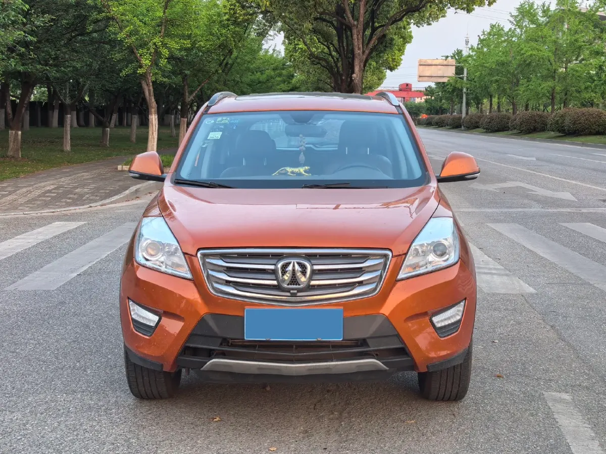 2016 BAIC WeiWang S50 1.5T 150HP L4 6MT,autocango,china used car exporter,china ev exporter,chinese used car exporter,chinese used ev exporter