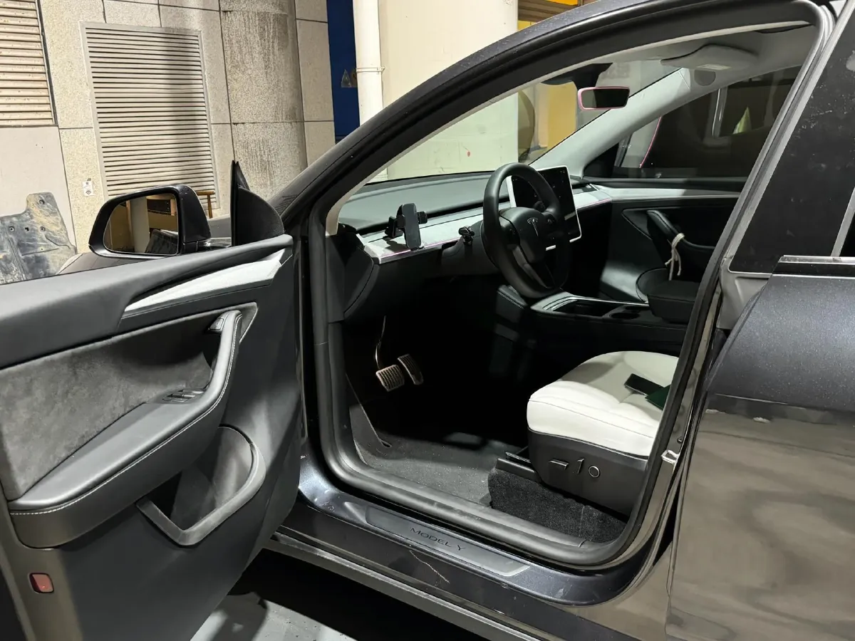 2024 Iveco OuSheng BEV 77.28KWH,autocango,china used car exporter,china ev exporter,chinese used car exporter,chinese used ev exporter